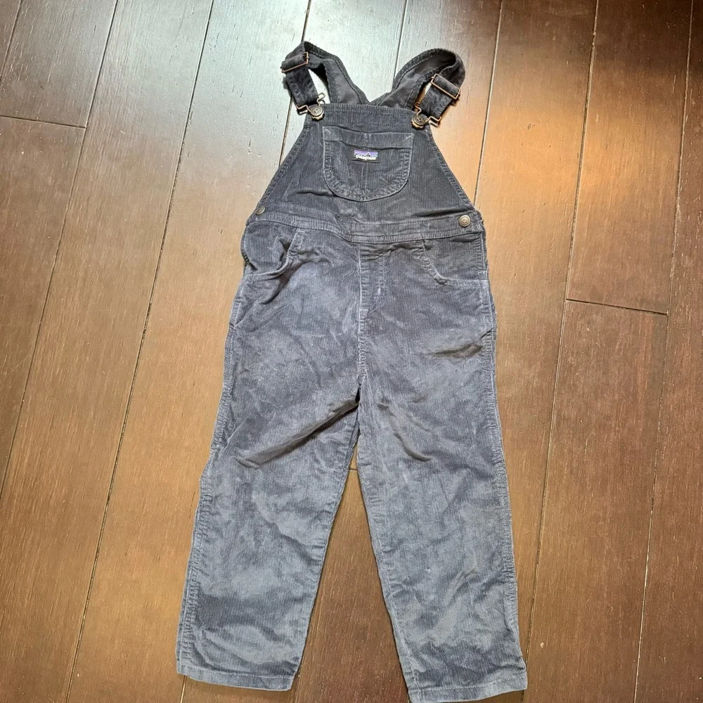 Patagonia Baby Corduroy Overalls - Picture 2 of 4